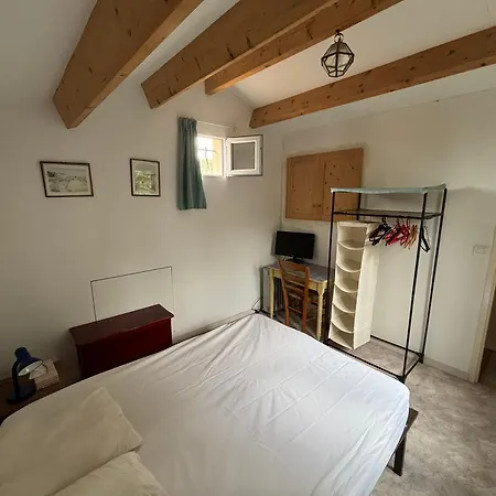Holiday home Maison Face A La 6-8 Personnes Jardin - Wifi - Boyard Saint-Georges-d'Oleron